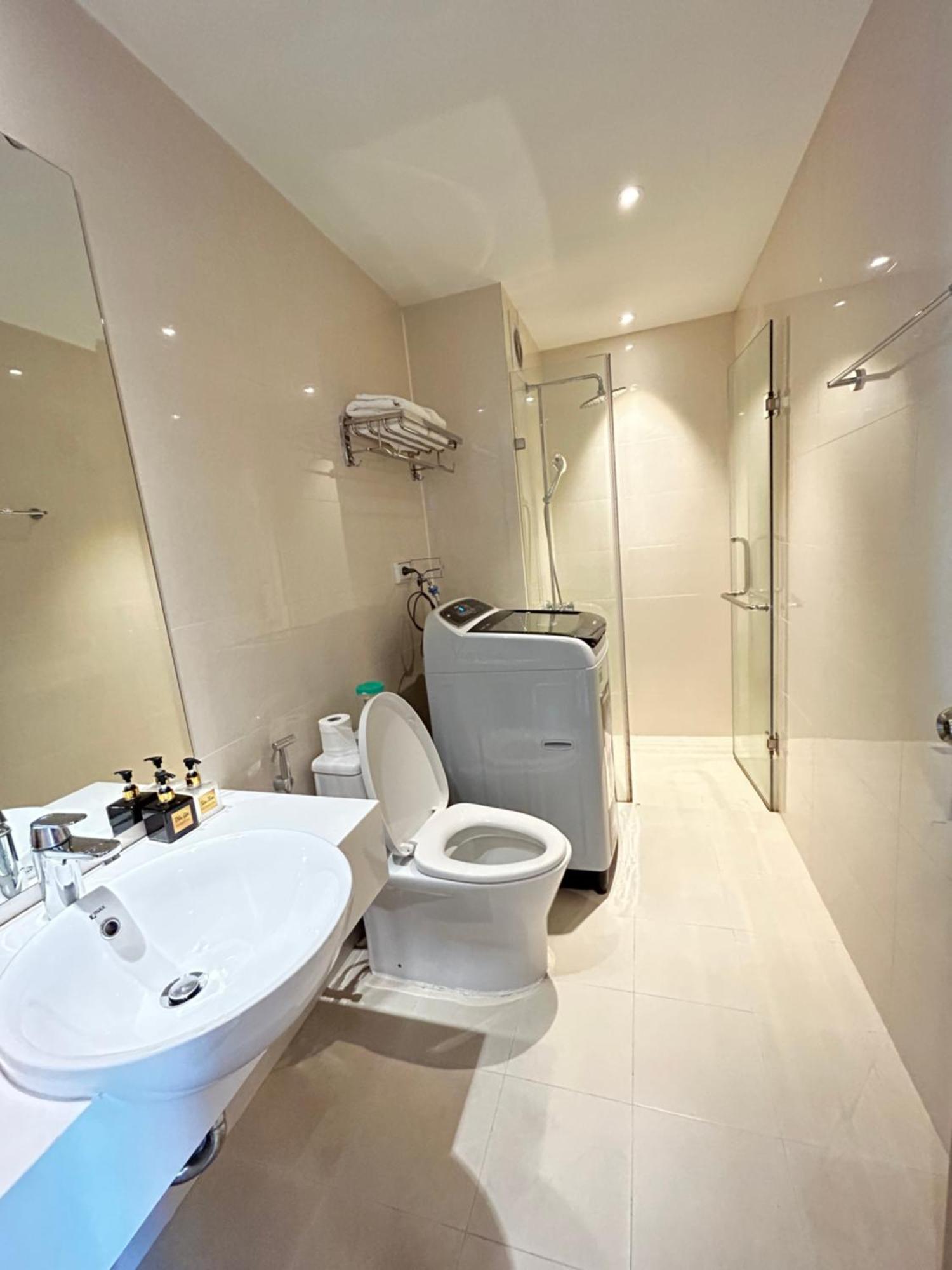 Sunday Premium Apartment Халонг Екстер'єр фото